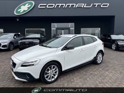 Volvo V40 Cross Country D2 Summum usato