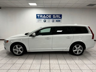 Volvo V70 D4 Momentum usato