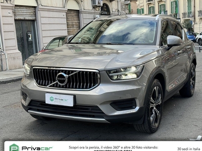 VOLVO XC40 T5 Recharge Plug-in Hybrid R-design