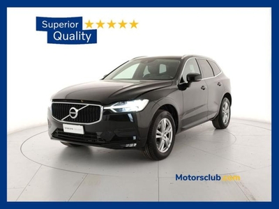 Volvo XC60 B4 (d) AWD Geartronic Momentum Pro usato