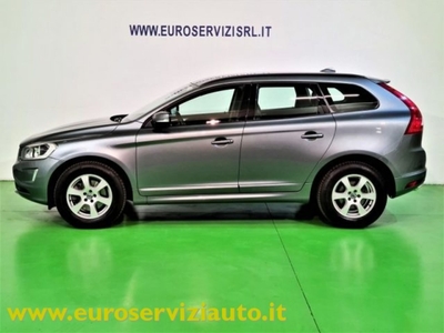 Volvo XC60 D4 AWD Geartronic Momentum usato