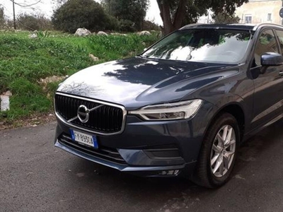 Volvo XC60 D4 AWD Momentum usato