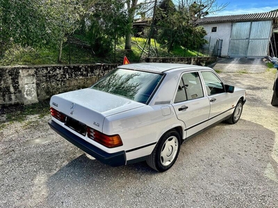 Usato 1987 Mercedes 190 2.5 Diesel 90 CV (10.500 €)
