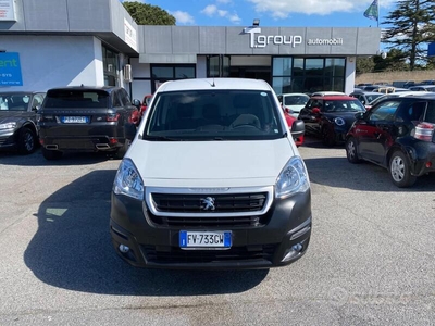 Usato 2019 Peugeot Partner 1.6 Diesel 99 CV (13.690 €)