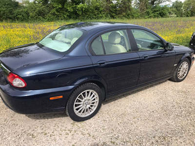 Jaguar X Type 2;2 diesel luxury