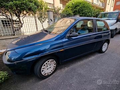 Lancia y - 2000