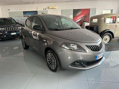 LANCIA - Ypsilon - 1.0 FireFly 5p.S&S Hyb. Gold Pl