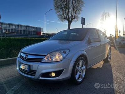 Opel - 2008