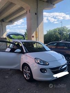 Opel Adam per neopatentati