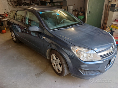Opel Astra sw usata