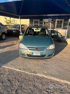 Opel corsa 1.2 gpl 5 porte anno 2004