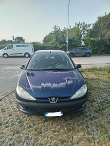 Peugeot 206 1.0 benzina (neopatentati)
