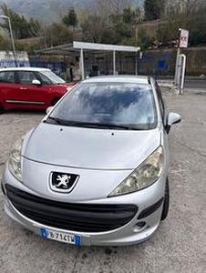 Peugeot 207 1.4 HDi 70CV 5p. ONE Line