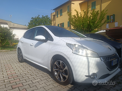 Peugeot 208 HDi 68cv