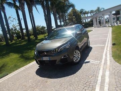 Peugeot 3008 BlueHDi 130cv Eat8 TUTTA da VETRINA