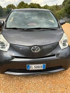 Toyota IQ 2012