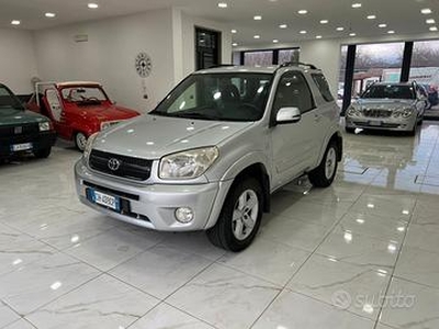 Toyota RAV 4 2.0 Sol 4x4