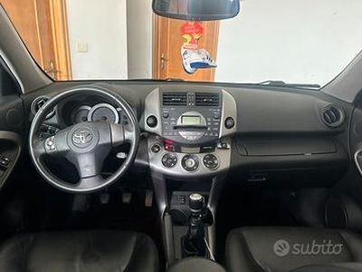 Toyota Rav4 2.2 Diesel Luxury