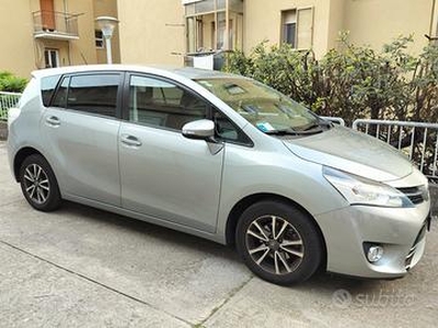 TOYOTA Verso Active 2.0 7 posti