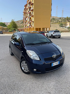 Toyota Yaris 1.3 90 CV 5 porte