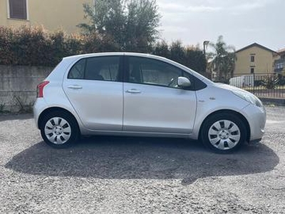 Toyota Yaris 1.4 Diesel unico proprietario