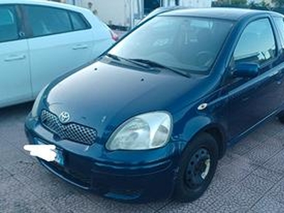 TOYOTA Yaris 2ª serie - 2004