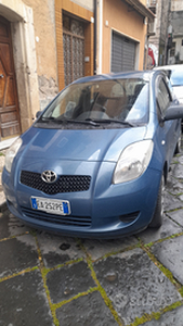 TOYOTA YARIS 2^serie 1.000 cc anno 2006