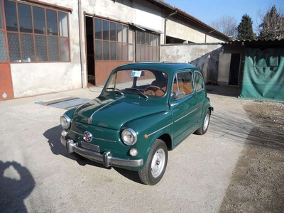 Usato 1963 Fiat 600D 0.8 Benzin 33 CV (7.000 €)