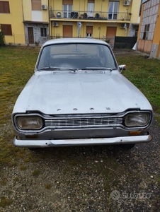 Usato 1970 Ford Escort Benzin (6.000 €)