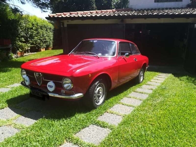 Usato 1973 Alfa Romeo Giulia 2.0 Benzin 131 CV (33.000 €)