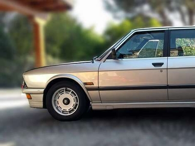Usato 1984 BMW 524 2.4 Diesel 116 CV (9.500 €)