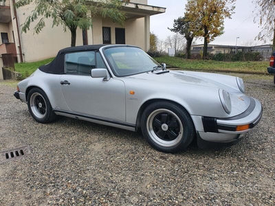 Usato 1987 Porsche 911 Carrera Cabriolet 3.2 Benzin 231 CV (84.000 €)