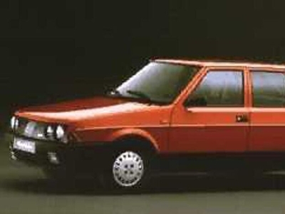 Usato 1988 Fiat Ritmo 1.1 Benzin 58 CV (4.000 €)