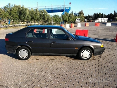 Usato 1990 Alfa Romeo 33 1.4 Benzin 90 CV (2.500 €)