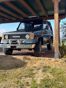 Usato 1990 Toyota Land Cruiser 2.4 Diesel 86 CV (8.000 €)