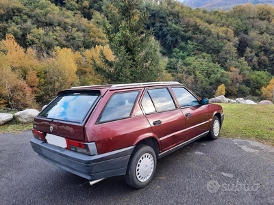 Usato 1992 Alfa Romeo 33 1.4 Benzin 88 CV (2.800 €)
