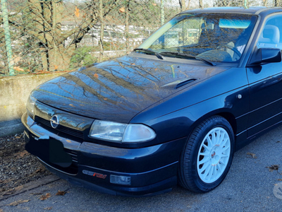 Usato 1992 Opel Astra 2.0 Benzin 150 CV (9.990 €)