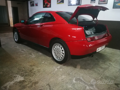Usato 1995 Alfa Romeo GTV 2.0 Benzin (7.000 €)