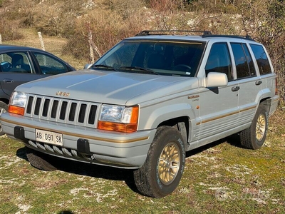 Usato 1995 Jeep Grand Cherokee 5.2 Benzin 215 CV (9.800 €)