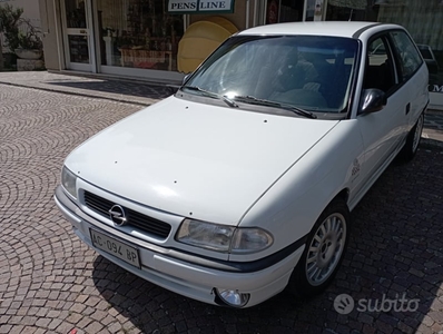 Usato 1995 Opel Astra 2.0 Benzin 116 CV (12.500 €)