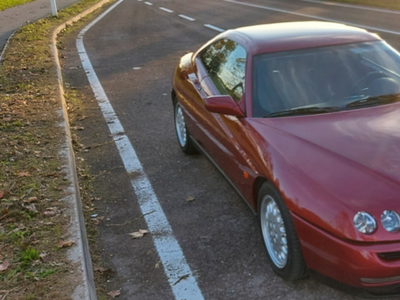 Usato 1996 Alfa Romeo 2000 2.0 Benzin 201 CV (13.400 €)