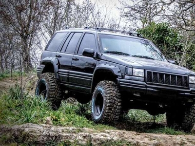 Usato 1997 Jeep Grand Cherokee 5.2 Benzin 220 CV (15.900 €)