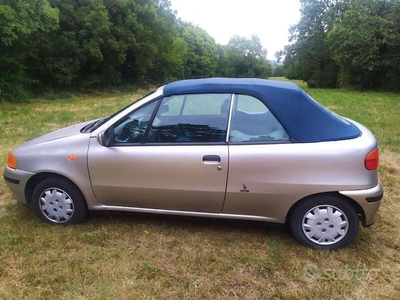 Usato 1999 Fiat Punto Cabriolet 1.2 Benzin 60 CV (4.500 €)