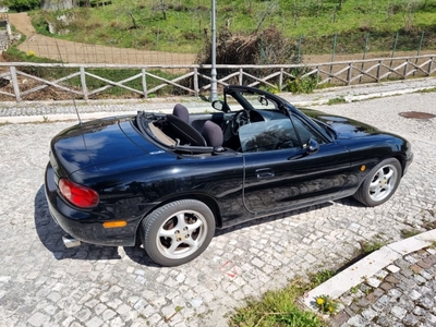 Usato 1999 Mazda MX5 1.6 Benzin 110 CV (7.500 €)