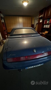 Usato 2000 Alfa Romeo 2000 Benzin (12.000 €)