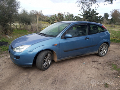 Usato 2001 Ford Focus 1.8 Diesel 90 CV (2.500 €)