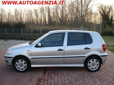 Usato 2001 VW Polo 1.4 Benzin 60 CV (2.800 €)
