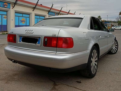 Usato 2002 Audi A8 2.5 Diesel 179 CV (10.000 €)