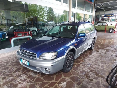 Usato 2002 Subaru Outback 2.5 Benzin 156 CV (4.950 €)