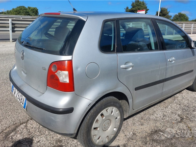 Usato 2002 VW Polo Benzin (2.700 €)